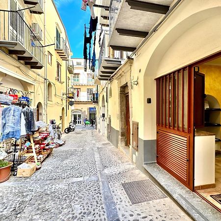 チェファルIl Rifugio Del Marinaio By Housiliaアパートメント エクステリア 写真